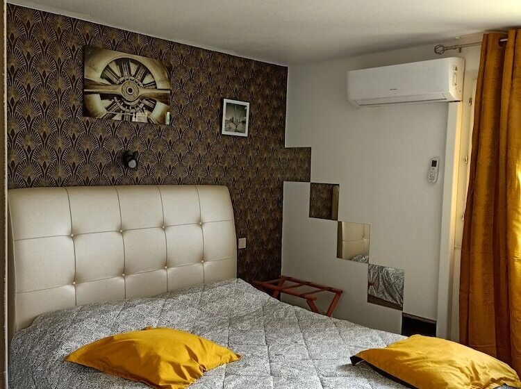 Standard Room, Astrotel Romorantin Lanthenay Soirée étape