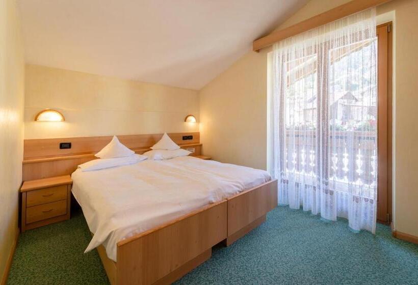חדר משפחתי, Berg Hotel Latemar Spitze
