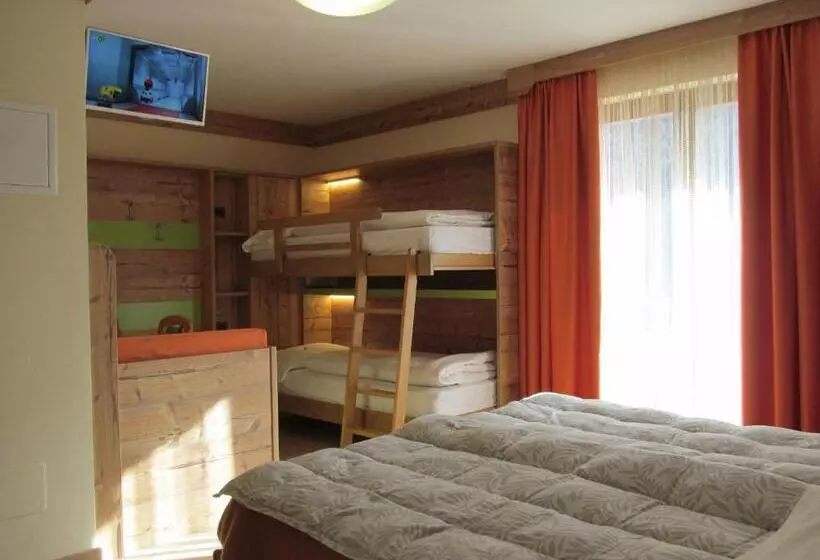 バルコニー付きジュニアスイート, Berg Hotel Latemar Spitze