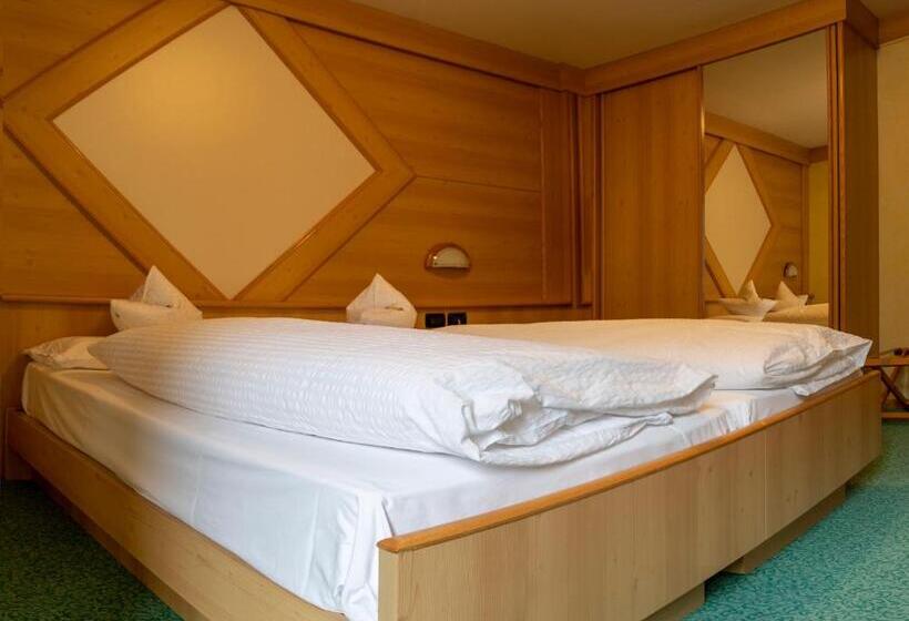 标准间, Berg Hotel Latemar Spitze