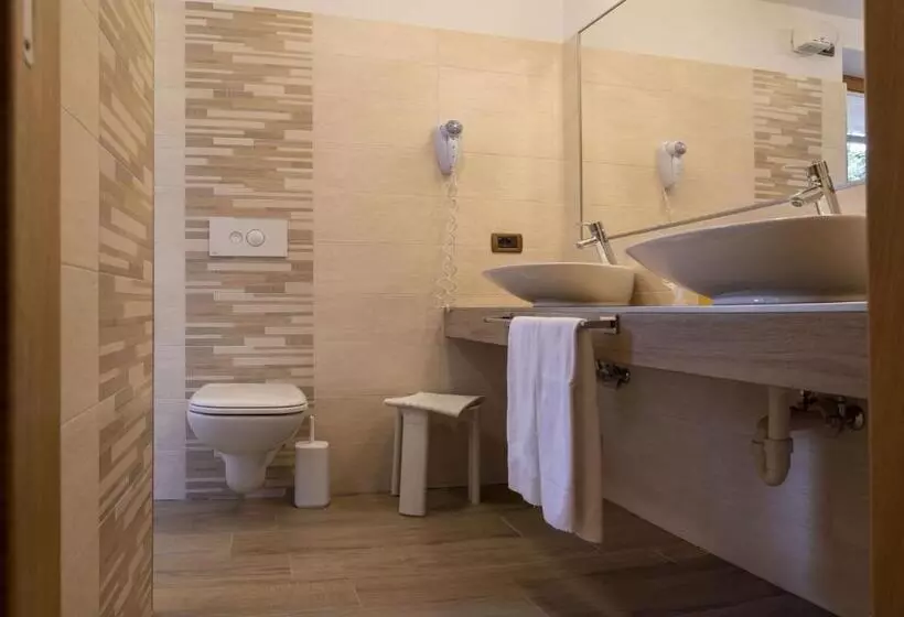 デラックスの４人部屋, Berg Hotel Latemar Spitze