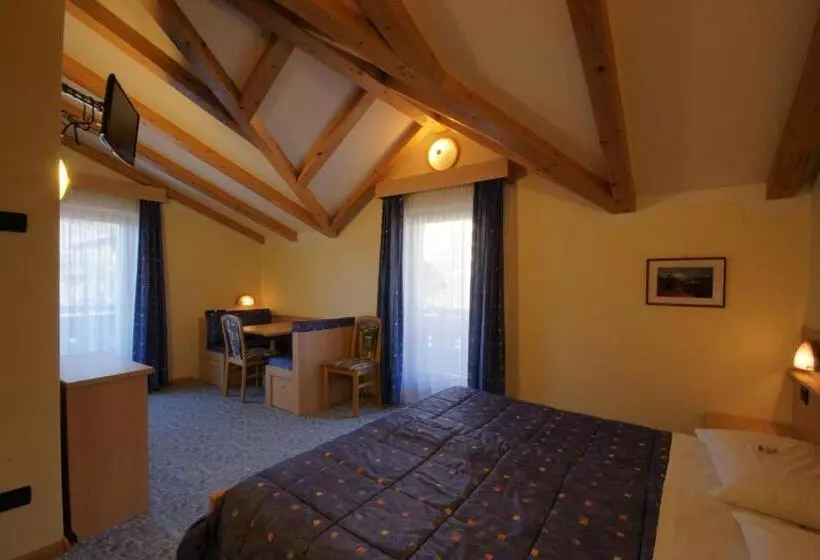 スタンダードトリプルルーム, Berg Hotel Latemar Spitze