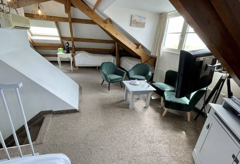 家庭间, Havenhotel At Sea Texel