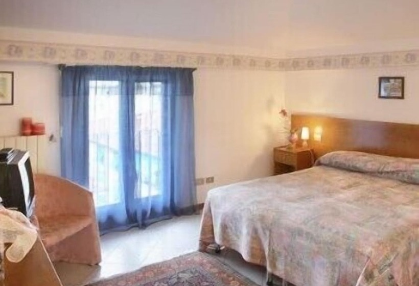 标准间, Albergo Alassio