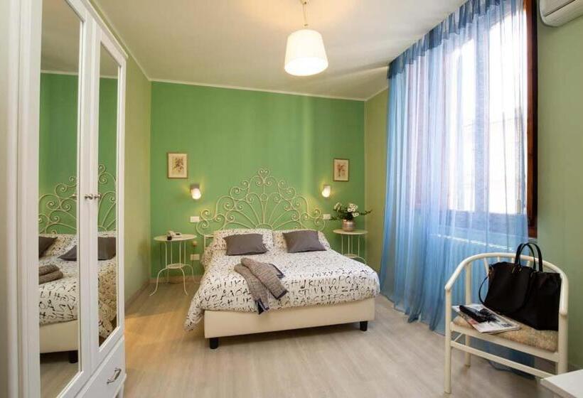 スタンダードシングルルーム, Albergo Alassio