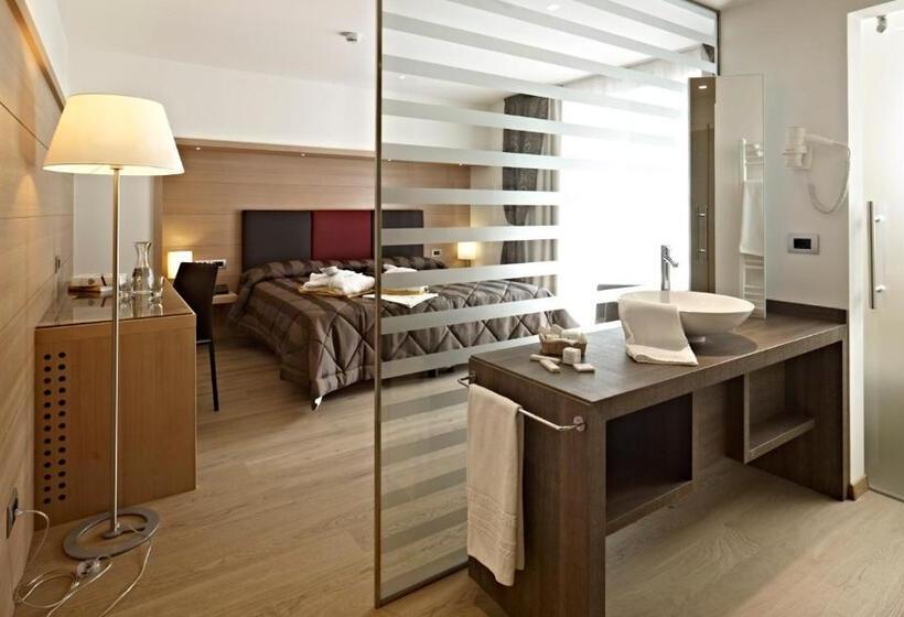 חדר סטנדרט עם מרפסת, Alpenresort Belvedere