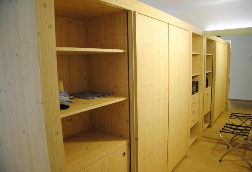 חדר סטנדרט עם מרפסת, Alpenresort Belvedere