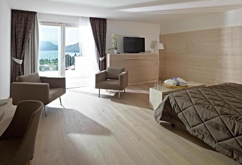 סוויטת ג'וניור נוף לאגם, Alpenresort Belvedere