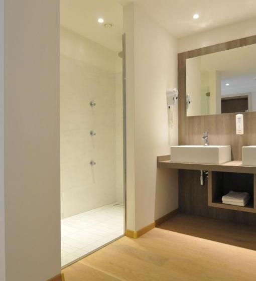 סוויטת ג'וניור נוף לאגם, Alpenresort Belvedere