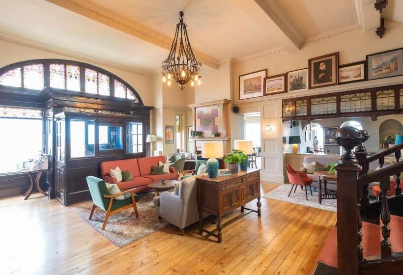 标准间, Cliftonville