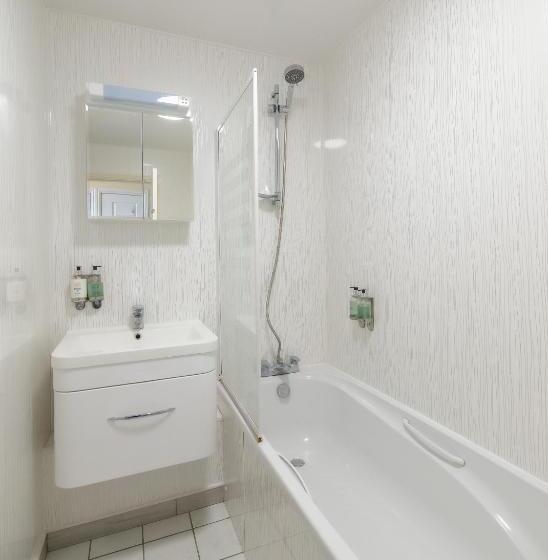 标准间, Cliftonville