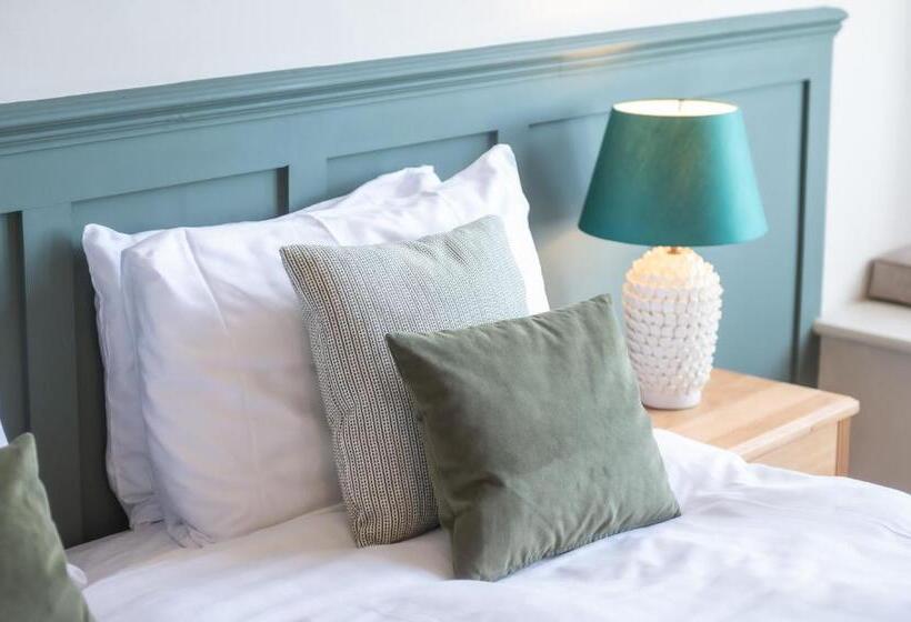 舒适型房间, Cliftonville