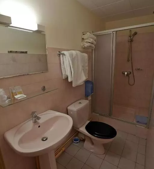 スタンダード４人部屋, De L'europe