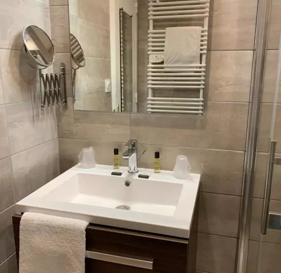 Standard-huone, La Bonbonniere   Sure Hotel Collection By Best Western