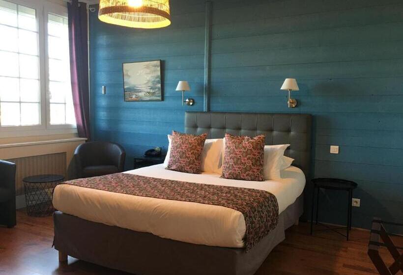 غرفة قياسية رباعية, La Bonbonniere   Sure Hotel Collection By Best Western