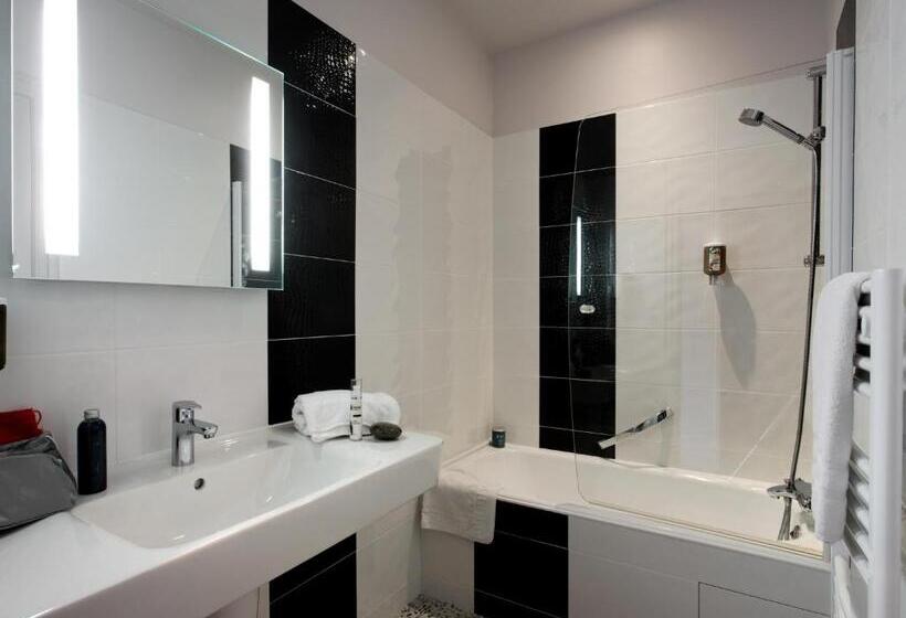 コンフォートルーム, La Residence Des Artistes