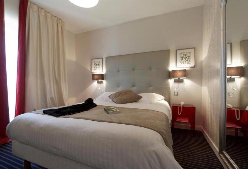 コンフォートルーム, La Residence Des Artistes