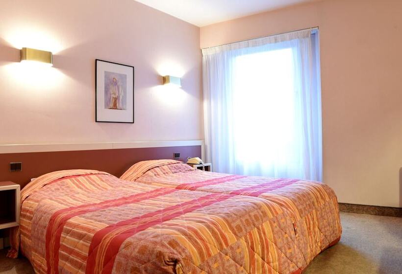 חדר סטנדרט, L'Auzeraie