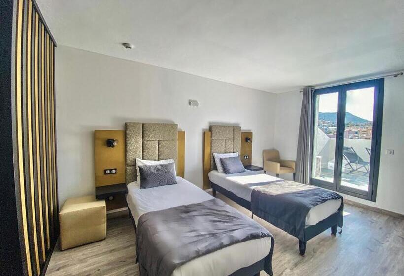 スイート（家族用）, Maria Stella