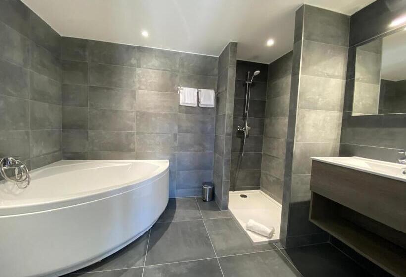 スーペリアースイート, Maria Stella