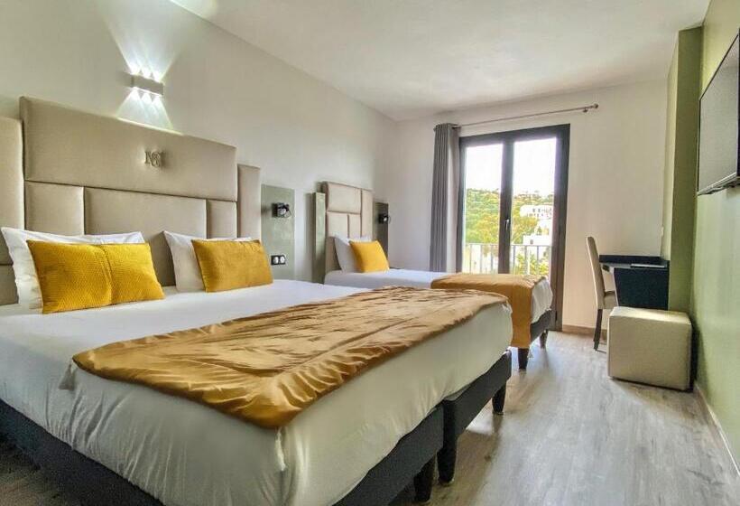 スタンダードトリプルルーム, Maria Stella