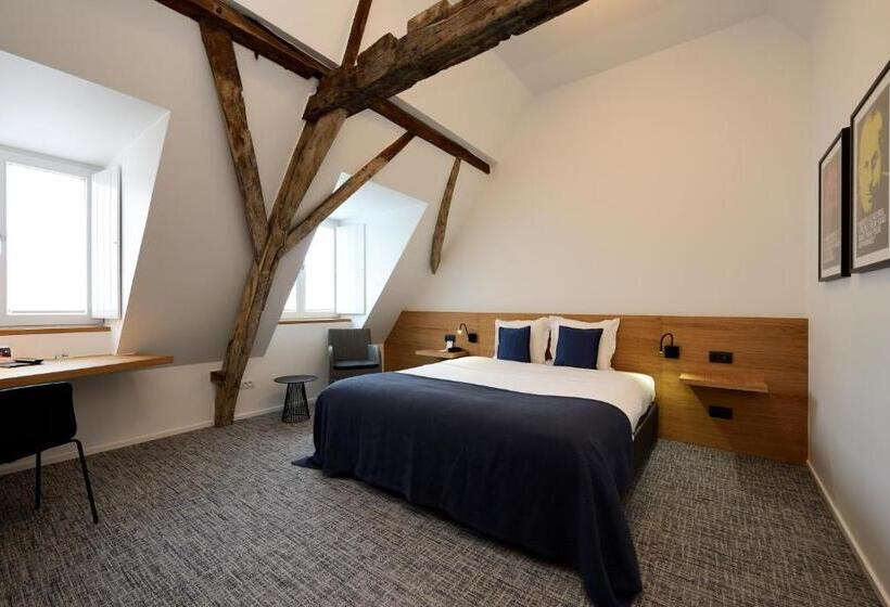 프레스티지 룸, Messeyne