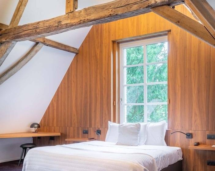 디럭스 룸, Messeyne