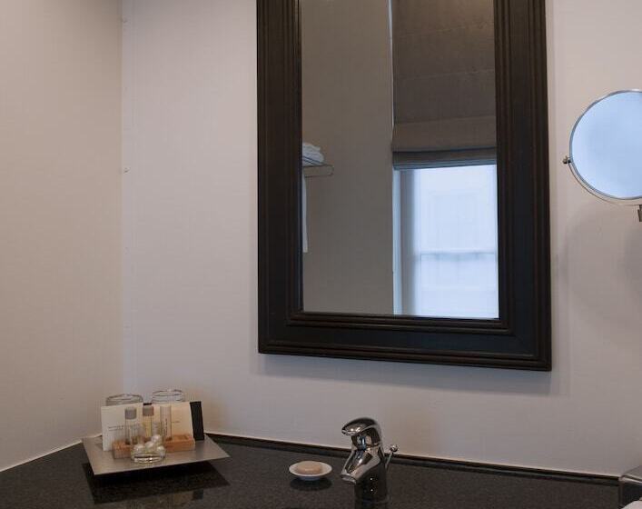 스탠다드 룸, Messeyne