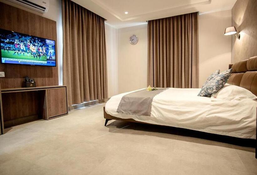 سوییت سوپریور, My Luxury