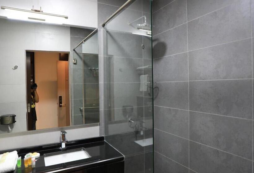 اتاق استاندارد سه نفره, My Luxury