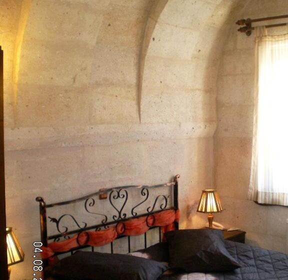 标准间, Nature Park Cave