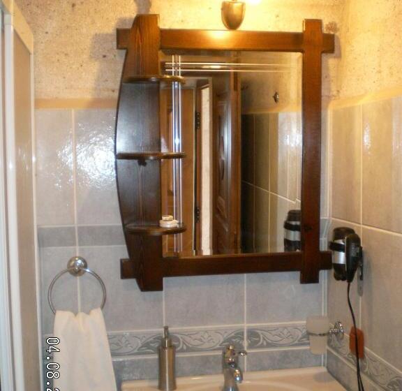 标准三人间, Nature Park Cave