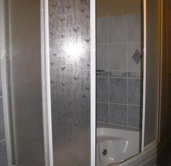 豪华房间, Nature Park Cave