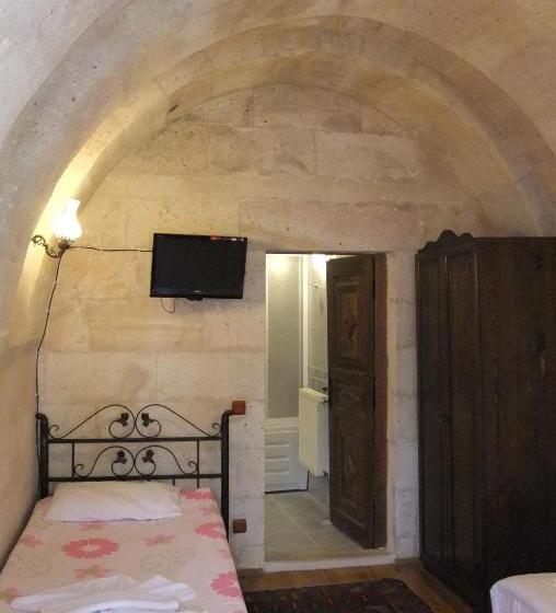 经济房, Nature Park Cave