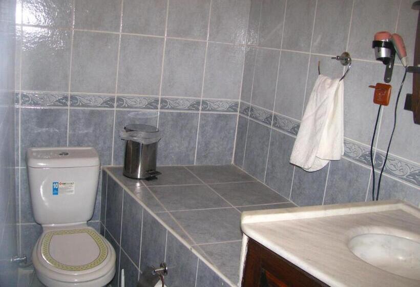 单人经济间, Nature Park Cave