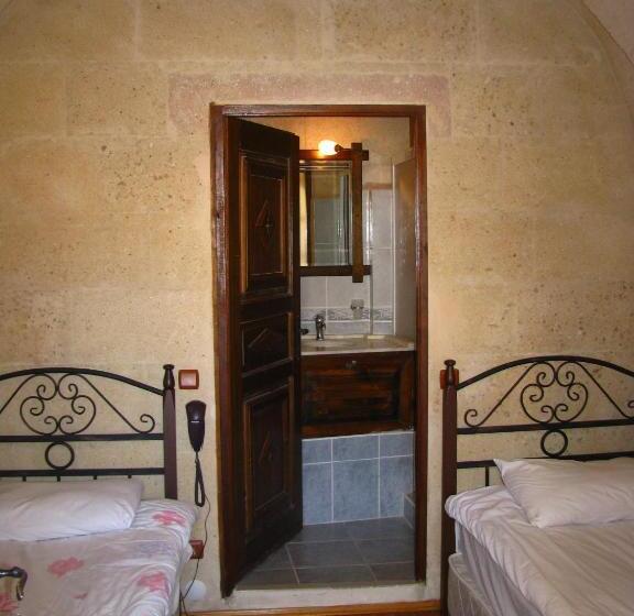 单人经济间, Nature Park Cave