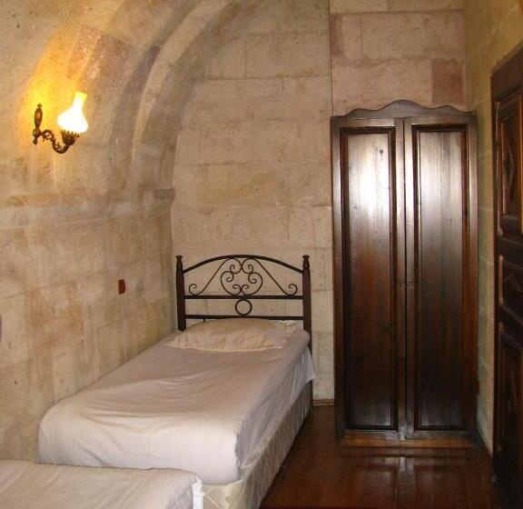 单人经济间, Nature Park Cave