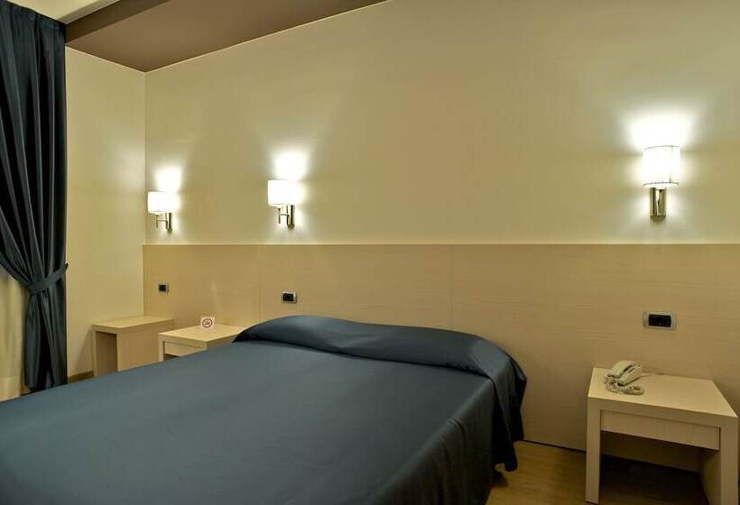 스탠다드 싱글 룸, Sam