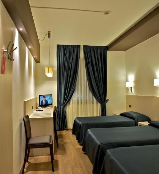 스탠다드 트리플 룸, Sam