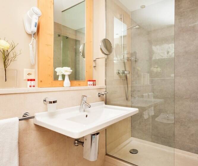 スーペリアールーム, Schloss Hotel & Spa Pontresina