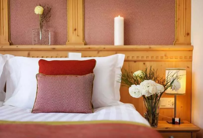 Standard Yhden Hengen Huone, Schloss Hotel & Spa Pontresina