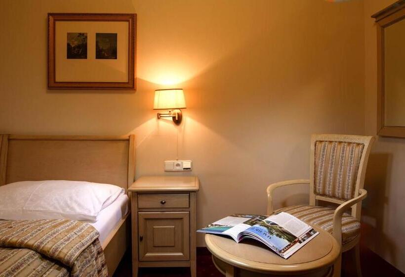 Номер Economy, Spa Hotel Schlosspark