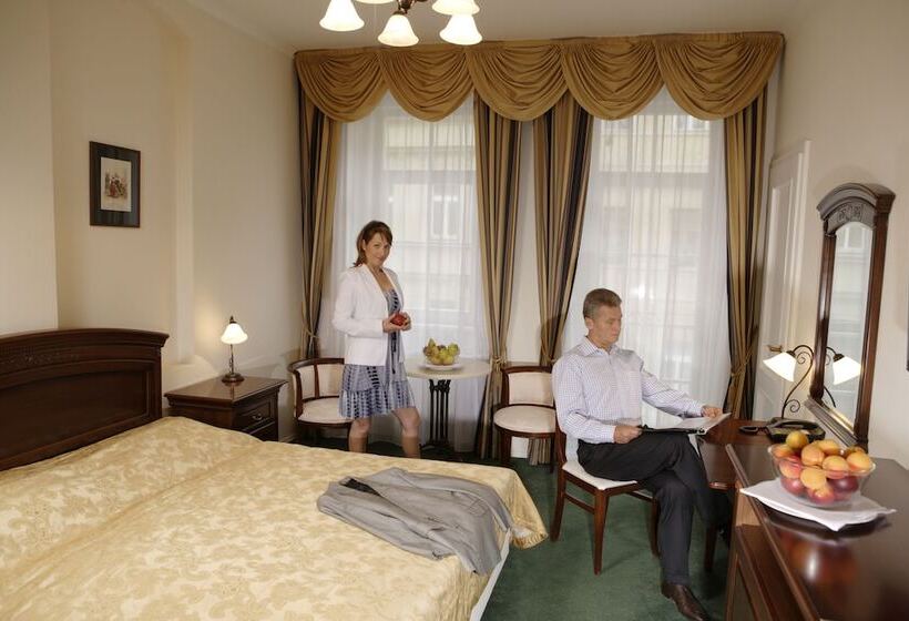 Номер Комфорт, Spa Hotel Schlosspark