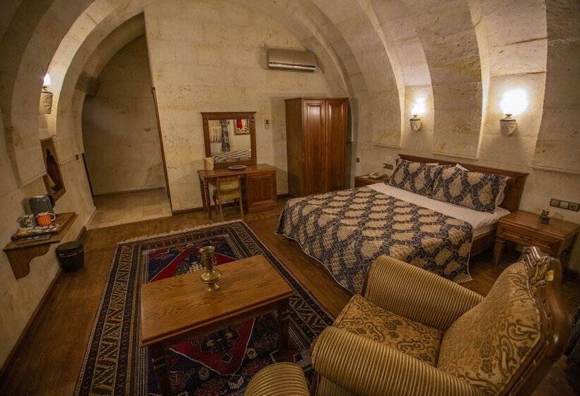 חדר דלוקס, Stone House Cave