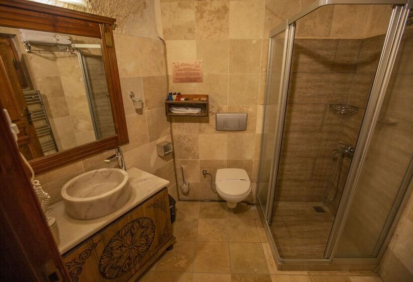 חדר אקונומי, Stone House Cave