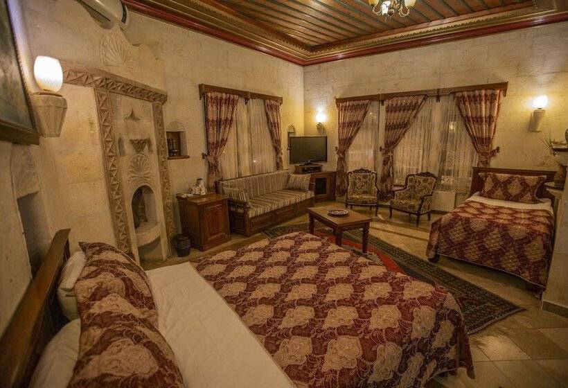 חדר משפחתי, Stone House Cave