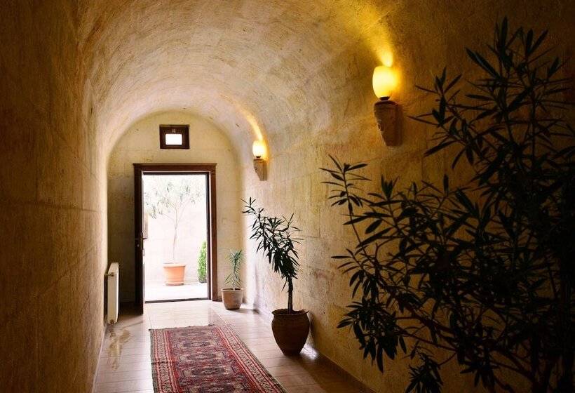 חדר אקונומי, Stone House Cave