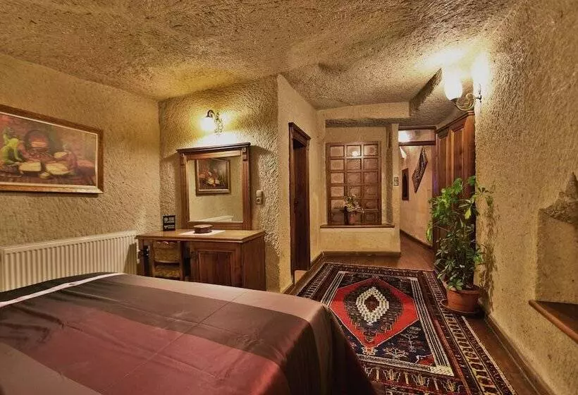 スイート, Stone House Cave