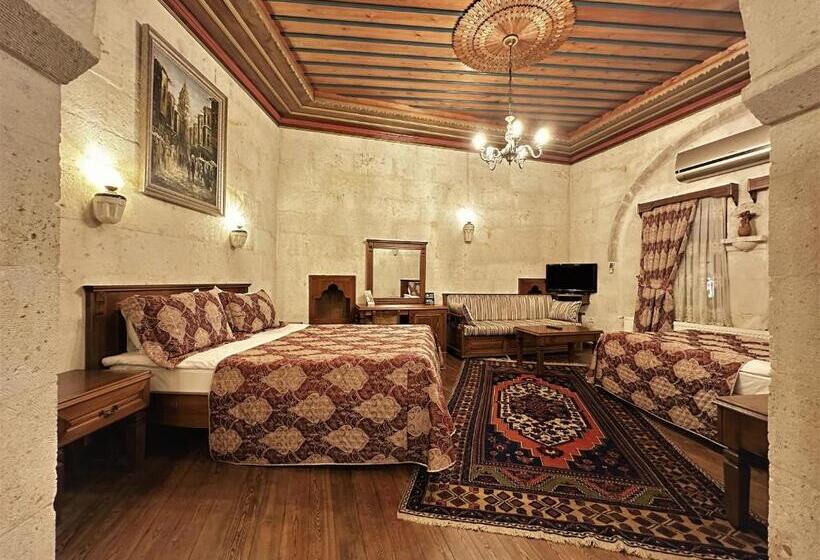 חדר משפחתי, Stone House Cave