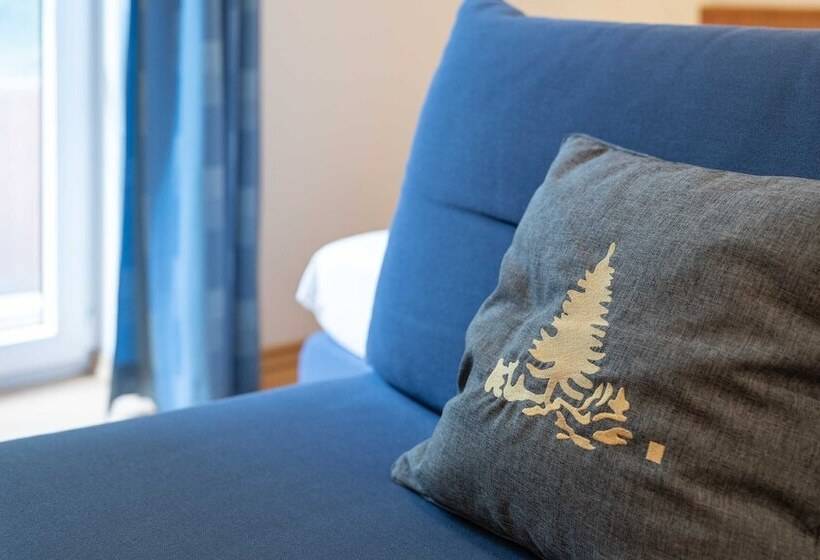 Номер Стандарт, Waldhof